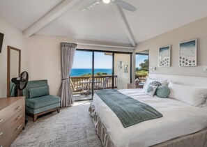 2 bedrooms, desk, iron/ironing board, travel cot