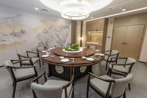Unclassified image, 5 of 14, button - Academic Exchange Center of Central China Normal University (Guiyuan Hotel) (Wuhan)