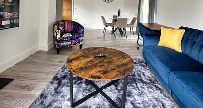 Contemporary Comfort: 2-BD Home