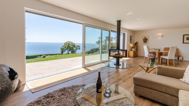 Unclassified image, 1 of 35, button - Sea-view Holiday Home Near Beach, No Deposit (Torpoint)