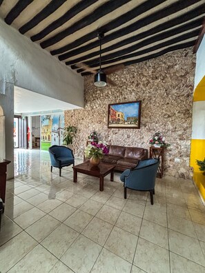 Unclassified image, 2 of 17, button - HOTEL VALLADOLID (Valladolid)
