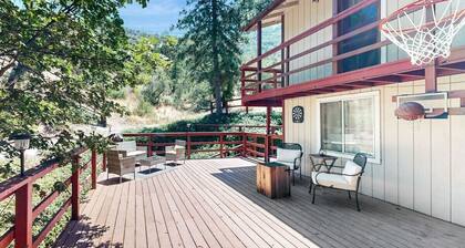 Spacious home in Sequoia National Forest