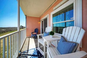 House (2 Bedrooms) | Interior - 2 Studios Beach Boardwalk, 2 Pools, Tennis/pickleball Island Retreat Complex (Port Aransas)