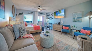 House (2 Bedrooms) | Interior - 2 Studios Beach Boardwalk, 2 Pools, Tennis/pickleball Island Retreat Complex (Port Aransas)