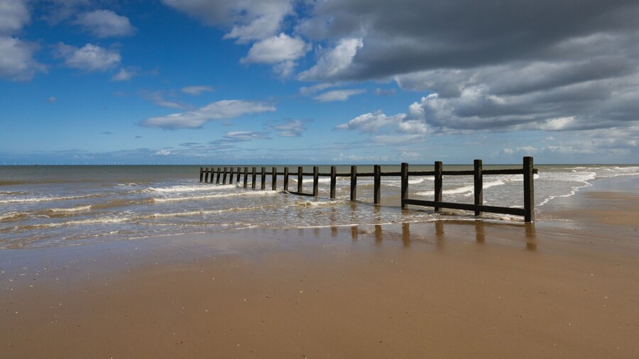 Seaside Getaway in Kinmel Bay, No Deposit