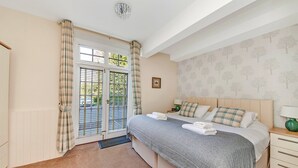 1 Schlafzimmer, Bügeleisen/Bügelbrett