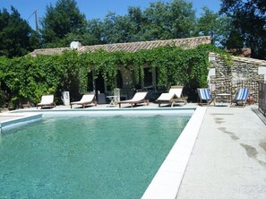 Pool - Provençal stone Mazet (Saint-Rémy-de-Provence)