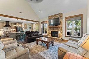 House (4 Bedrooms) | Interior