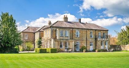 Lodge in Thirsk With Spa & Scenic Trails