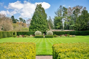 Apartment | Exterior - Lodge in Thirsk With Spa & Scenic Trails (Thirsk)