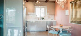 3-beds in a cabin in fabulous Yucca Valley with swamp cooler, WiFi