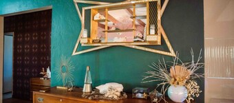 3-beds in a cabin in fabulous Yucca Valley with swamp cooler, WiFi