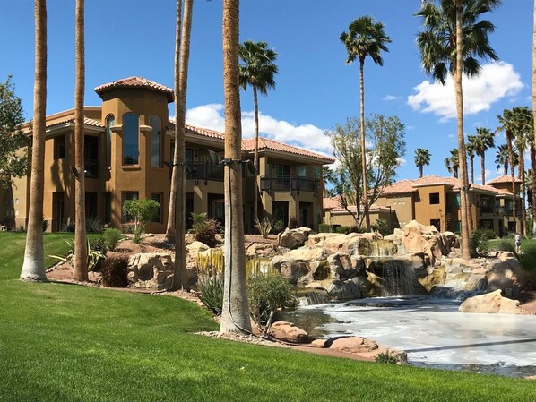 Exterior - Beautiful Marriott Desert Springs Villa for Stagecoach! (Palm Desert)