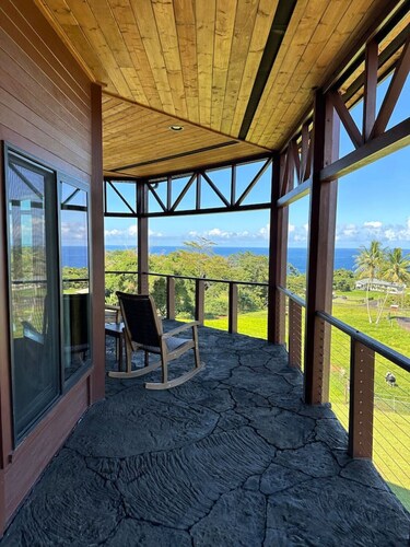 Magic Skies Top Flr Ocean View Under the Sea Room