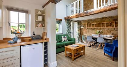 Cherry Cottage in Yorkshire, No Deposit