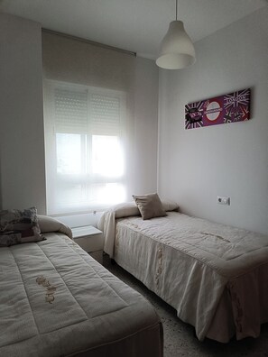2 Schlafzimmer, Bügeleisen/Bügelbrett, WLAN, Bettwäsche