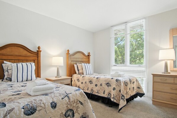 3 chambres, bureau, fer et planche à repasser, accès au Wi-Fi (inclus)