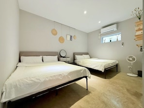 2 bedrooms, WiFi - 1940’s GF Pool in Central “BEST” location! 165 m² (Tainan City)