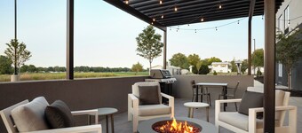 LivSmart Studios By Hilton Kokomo