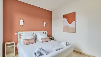 1 chambre, Wi-Fi gratuit, draps fournis