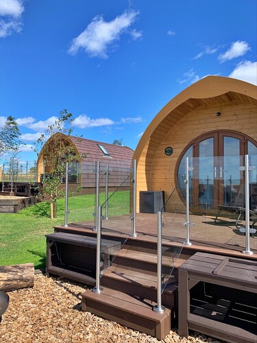 Glamping Pod in Yorkshire Wolds Countryside
