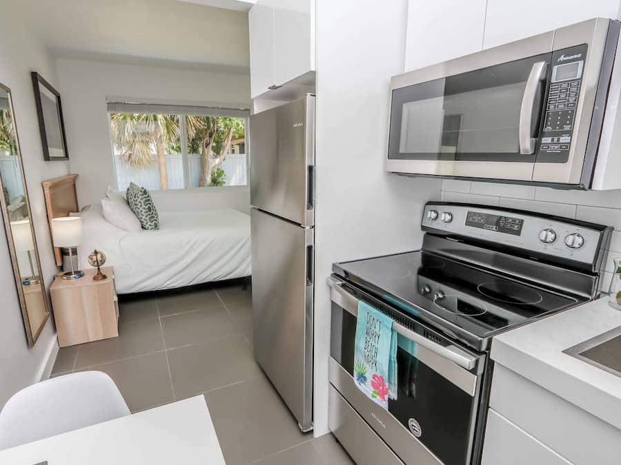 Studio Tiêu chuẩn | Bếp riêng | Lò vi sóng