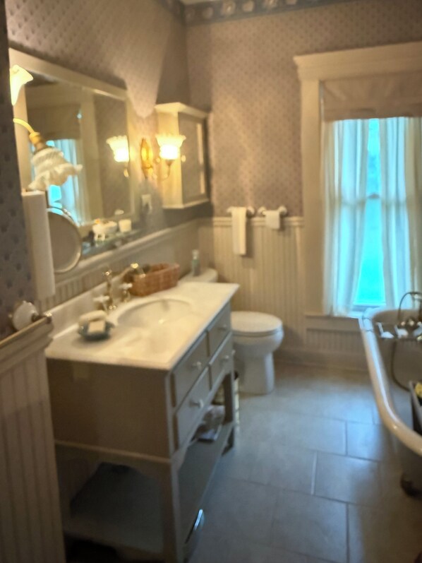 Jetted tub, hair dryer, towels, soap