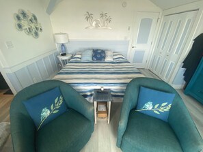 4 chambres, fer et planche à repasser, lit parapluie, Wi-Fi