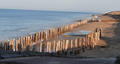 BELLE VUE MER PANORAMIQUE
EMPLACEMENT EXCEPTIONNEL
APPART 3*** TOUT CONFORT