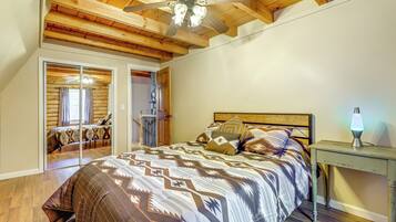 3 bedrooms, desk, iron/ironing board, internet
