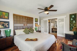 3 bedrooms, iron/ironing board, travel crib, WiFi