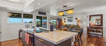 2 Mi to Hana Hwy: Haiku Home w/ Ocean Views!