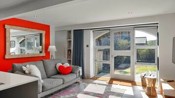 Apartment | Living room