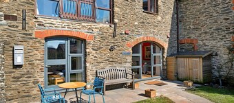 Apartment in Soar Near South West Coastal Path