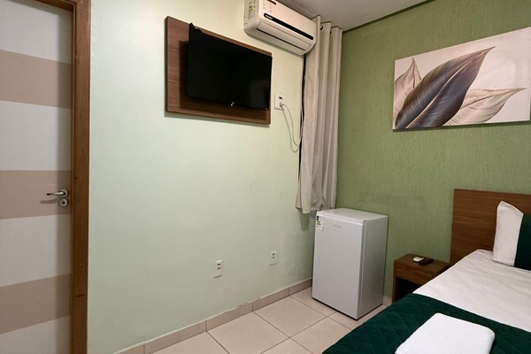 Kamar Single Standar | Wi-Fi gratis dan seprai linen