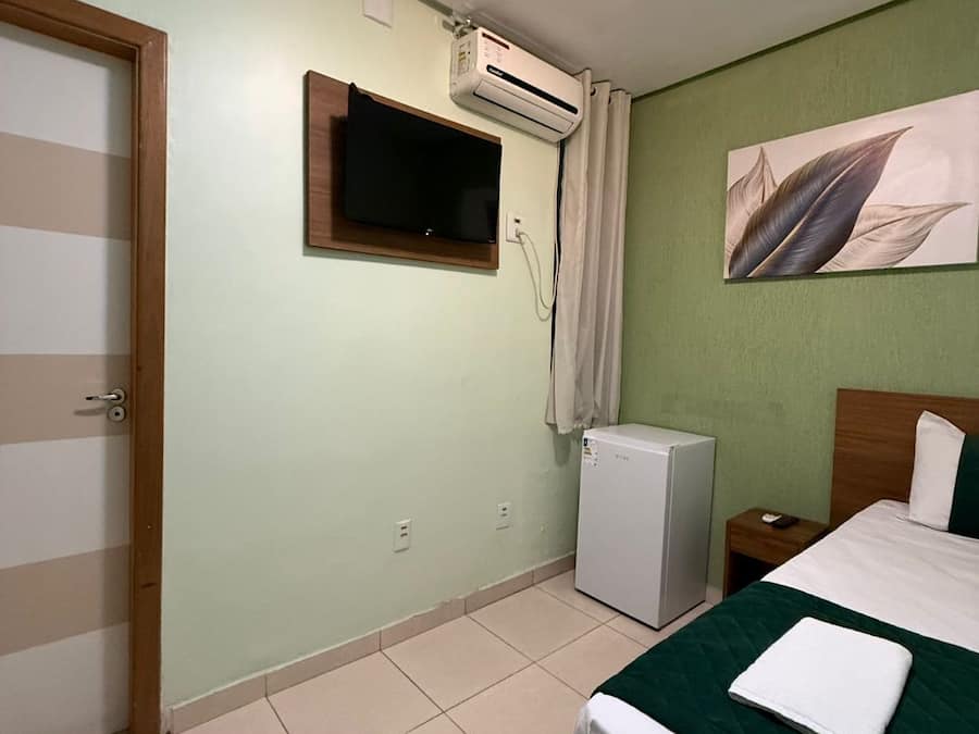 Wifi gratis y ropa de cama