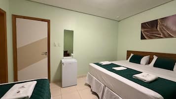 Quarto triplo standard | Fachada