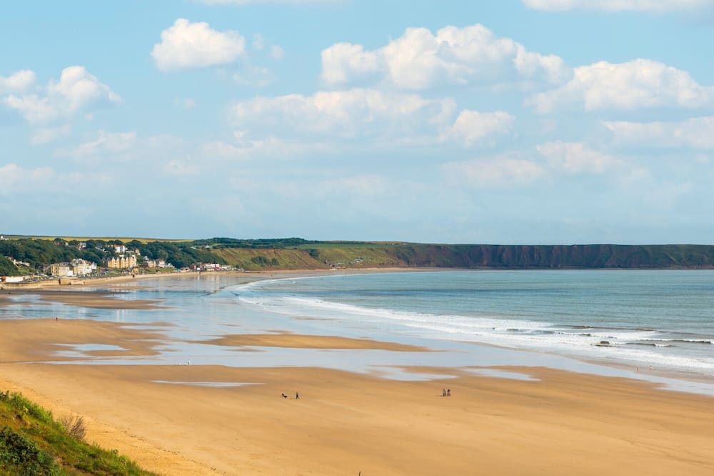 Cottage in Filey Near Golden Sand Beaches - Filey Brigg