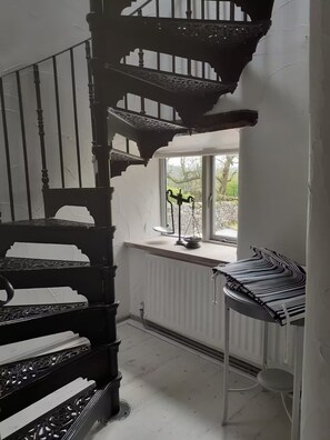 House | Interior - Cottage in Warslow Near Manifold Valley (Buxton)