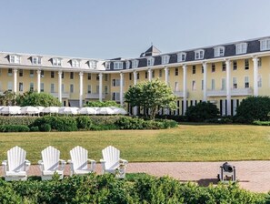 Property grounds - Two Queen Beds Town Side | Congress Hall (Cape May)