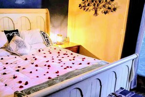 1 chambre, bureau, fer et planche à repasser, Wi-Fi gratuit