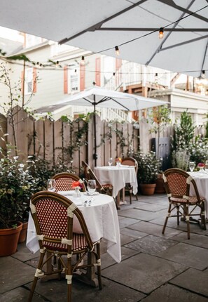 Outdoor dining - Premier King Guestroom: Elegant Adults-Only Getaway with Continental Breakfast (Cape May)