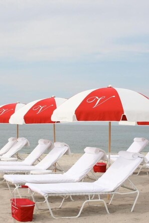 Una playa cerca