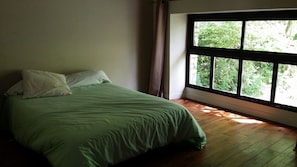 4 chambres, bureau, lit parapluie, Wi-Fi gratuit