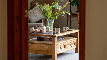 Cottage | Living room