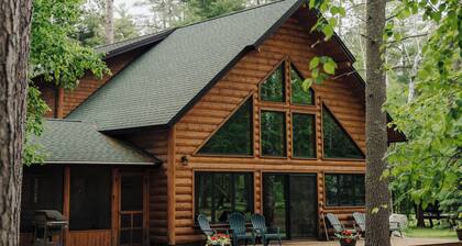 Timber Bay Lodge & Houseboats