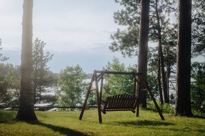 ดีลักซ์เคบิน, 6 ห้องนอน, เครื่องปรับอากาศ, วิวทะเลสาบ | วิวจากห้องพัก