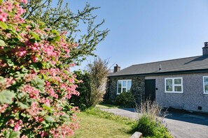 Cottage | Exterior - Cottage in Lewannick Near Cornwall Coast (Tavistock)
