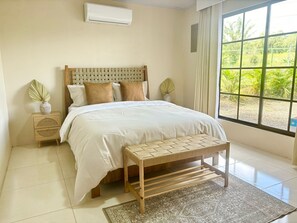 3 bedrooms, in-room safe, iron/ironing board, travel crib