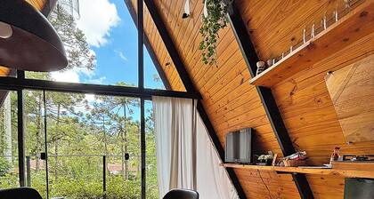 Chalet Mon Amour 1 - Pure design in pure air. Hydro, fire pit, pet friendly